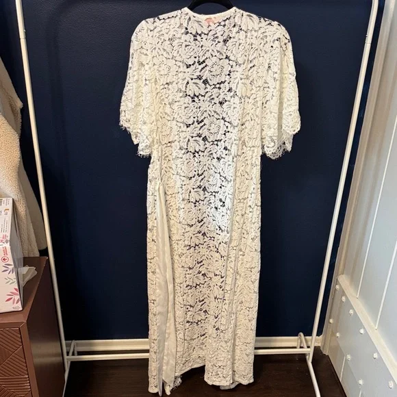 Wedding “Getting Ready” Robe - Picture 3 of 3